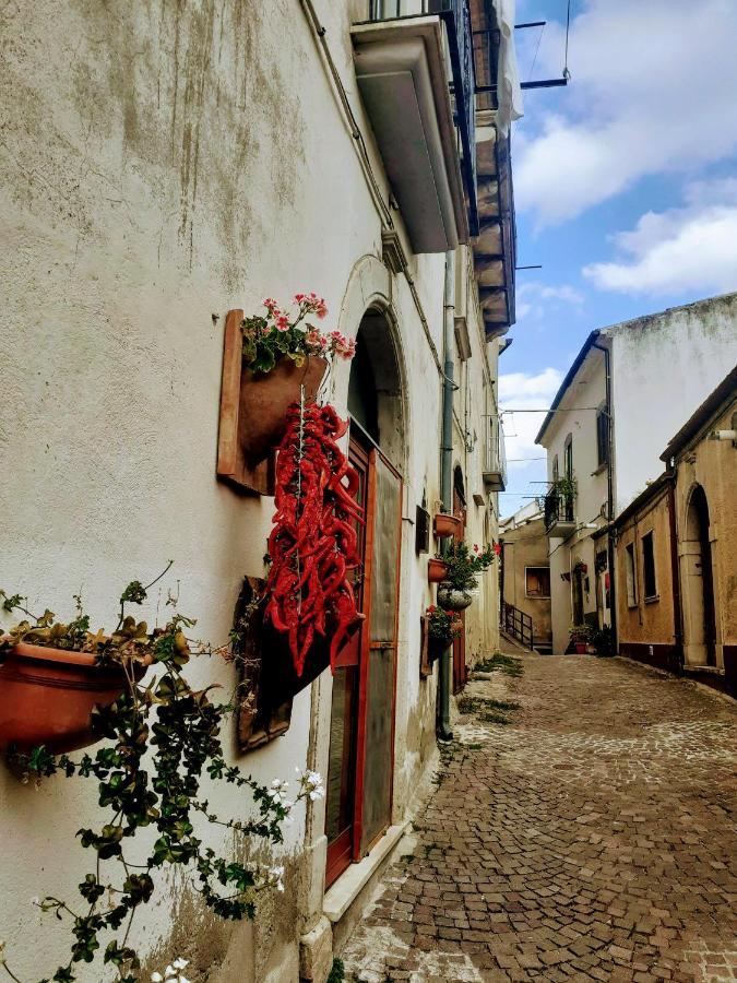 Le Origini Casa In Borgo Tipico Lucano Trivigno Extérieur photo