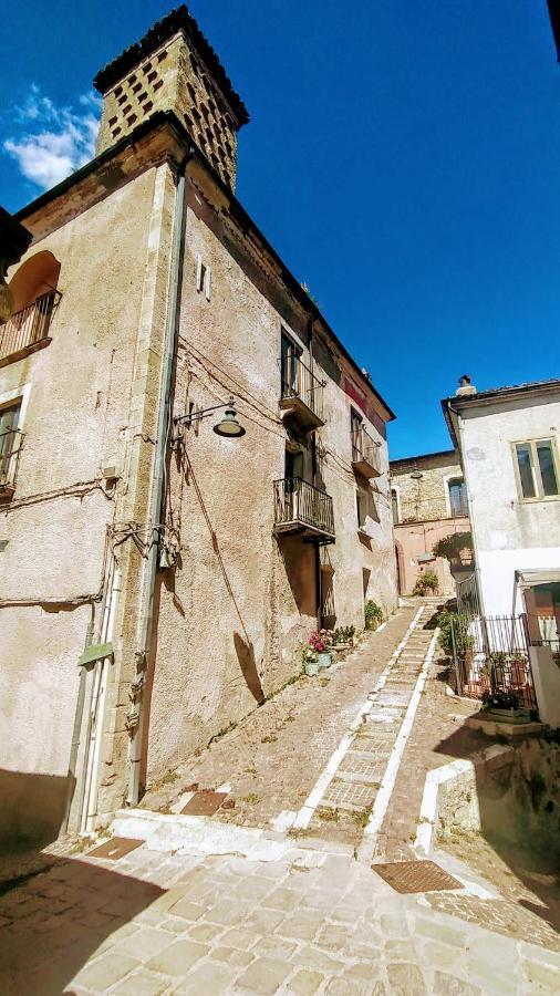 Le Origini Casa In Borgo Tipico Lucano Trivigno Extérieur photo